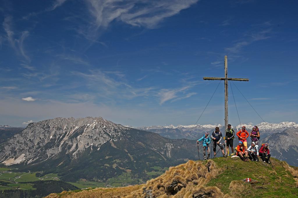 "Schoen-Urlauben" Grobming Extérieur photo