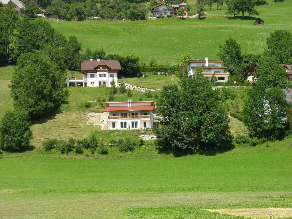 "Schoen-Urlauben" Grobming Extérieur photo